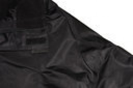 Большая куртка утепленная спортивная черного цвета на флисовой подкладке